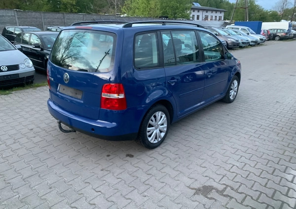 Volkswagen Touran cena 11900 przebieg: 216430, rok produkcji 2003 z Bierutów małe 211